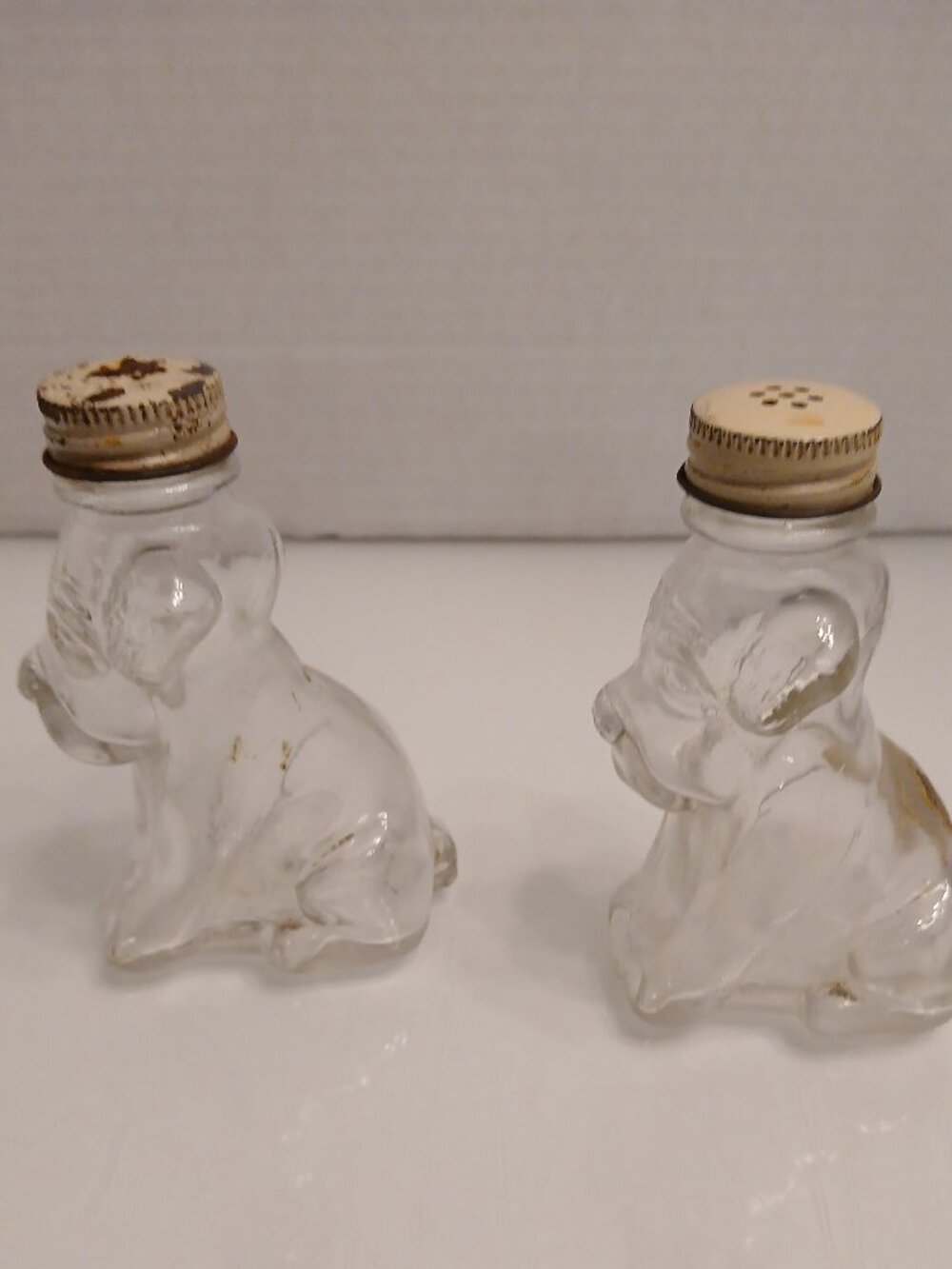 Vintage Glass Dog Salt & Pepper Shakers - TH STOUGH CO, JEANNETTE, PA-3.75" Tall - Picture 2 of 7